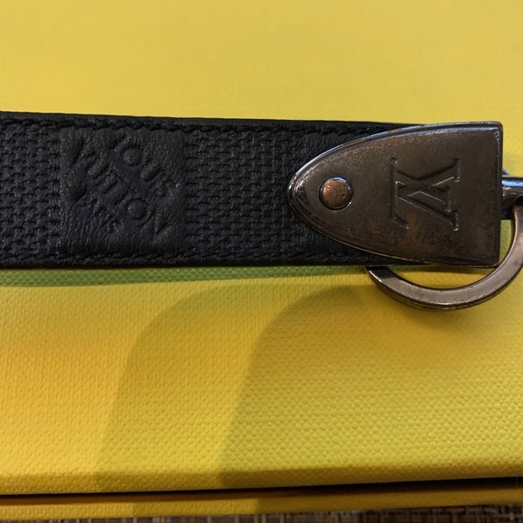 Louis Vuitton LV Black Leather Keychain - Picture 3 of 5